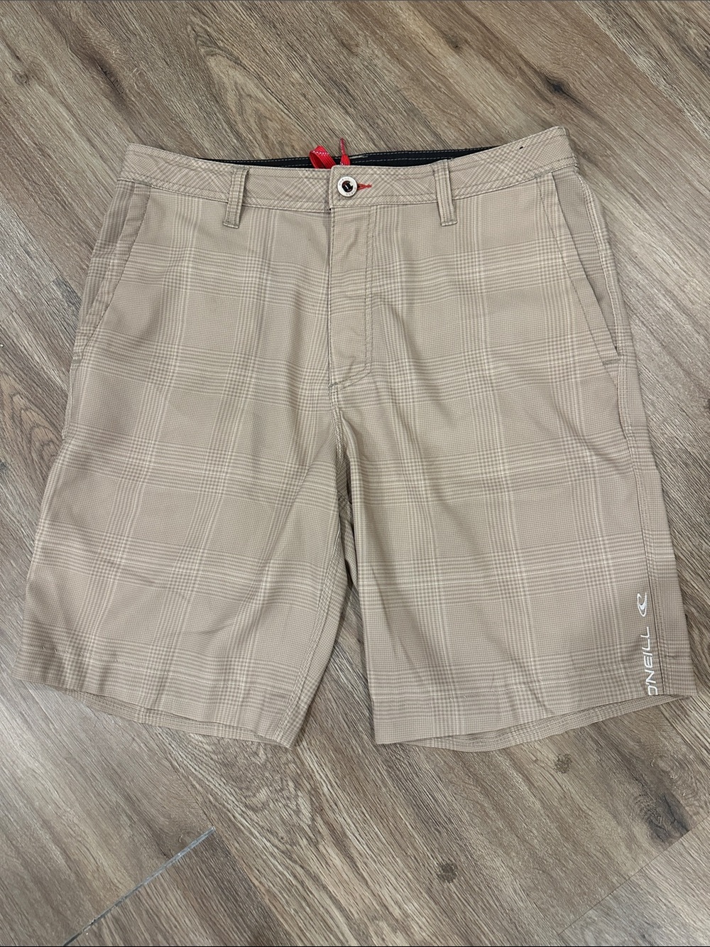 O'Neill hybrid Tan Plaid Shorts Size 32 activewear